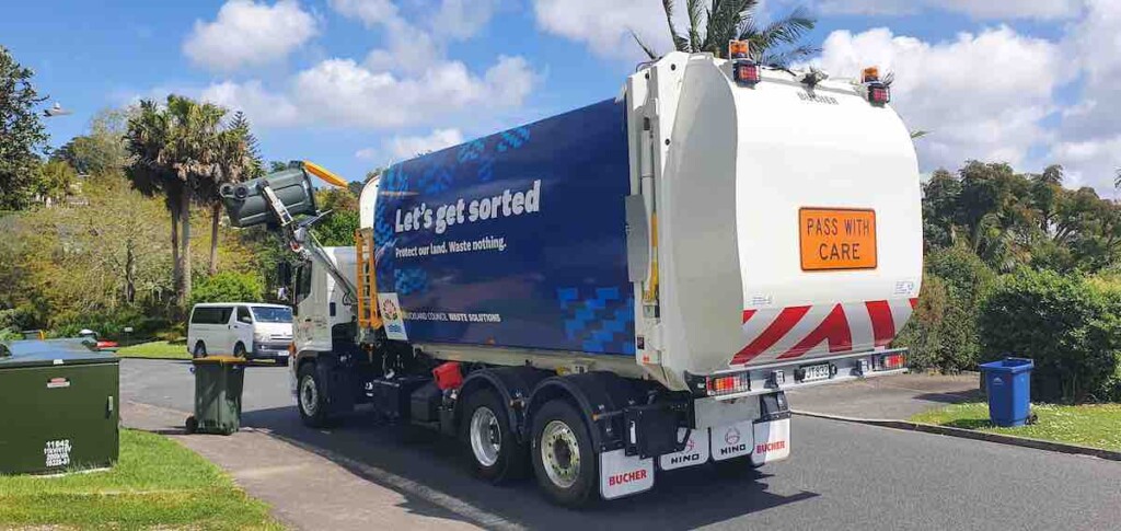 Max-Safe Side Arm Pedestrian Protection is used by this Smart Environmental Waste Collection Vehicle in Auckland to keep VRUs safe